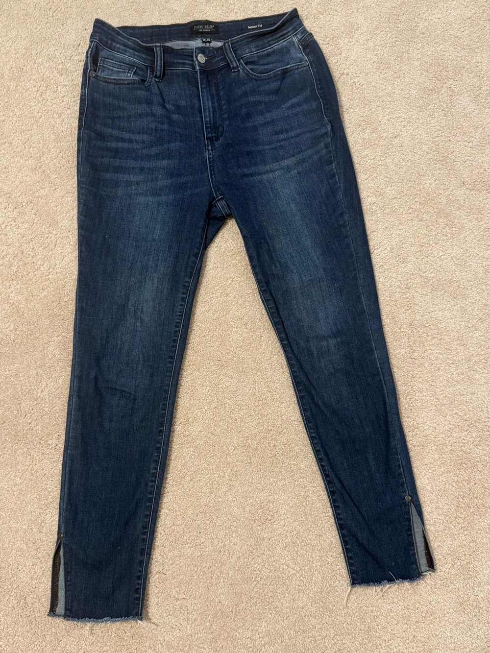 Judy Blue Skinny Fit Jeans Size 9/29 Dark Wash Raw Hem Side Slit Ankle Jeans